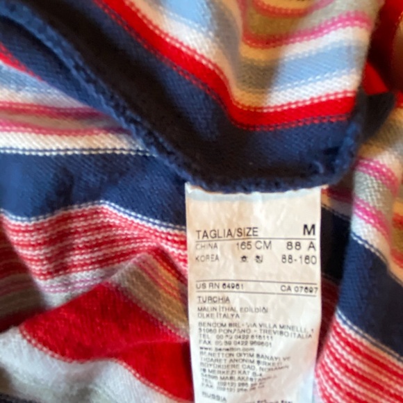 United Colors of Benetton Light 3/4 Sleeve Sweater - Picture 4 of 5